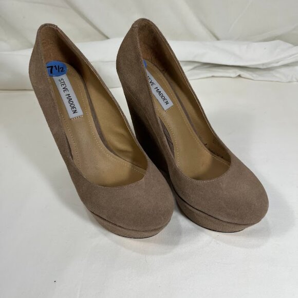 Steve Madden Beige High Heel Wedges - Size 7.5 - Picture 4 of 7